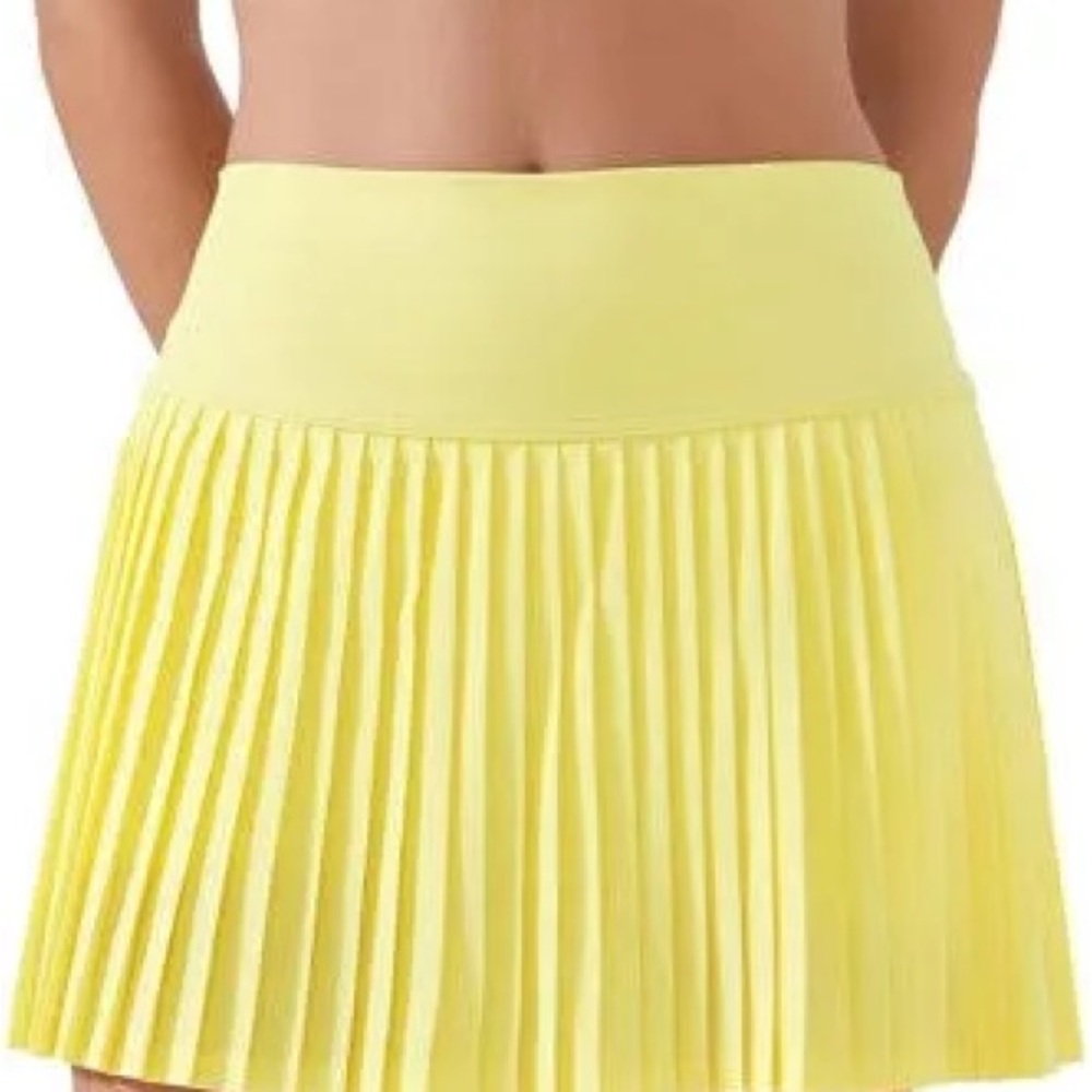 No Boundaries Light Yellow Pleated Mini Skirt